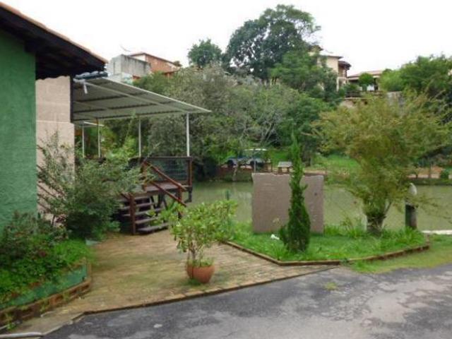 Terreno Comercial / Jardim Alto de Santa Cruz