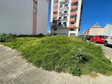 Terreno comercial na Quinta do Mirante em Queluz Monte Abrãao
