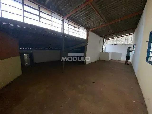 Terreno comercial para Locação em Uberlândia/MG Daniel Fonseca