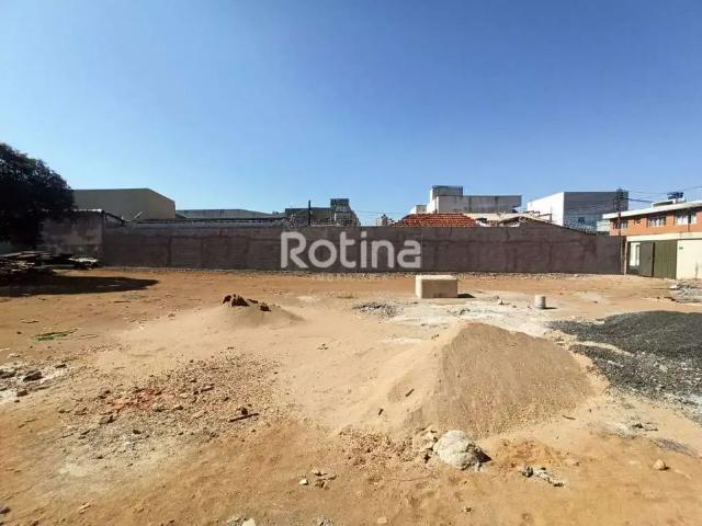Terreno comercial para Locação em Uberlândia/MG Martins