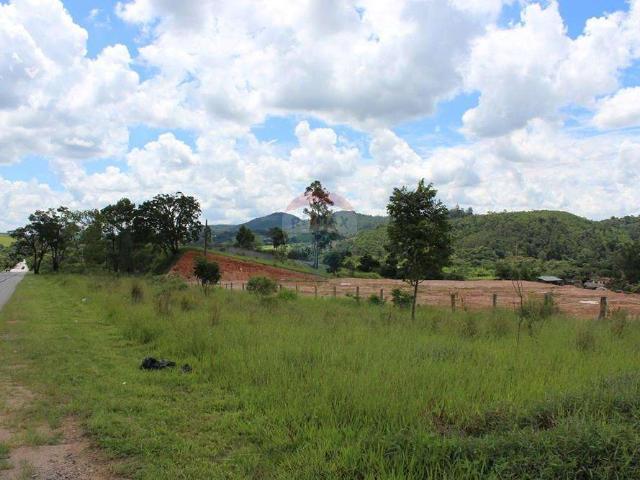 Terreno comercial para Locação em Vargem/SP Centro