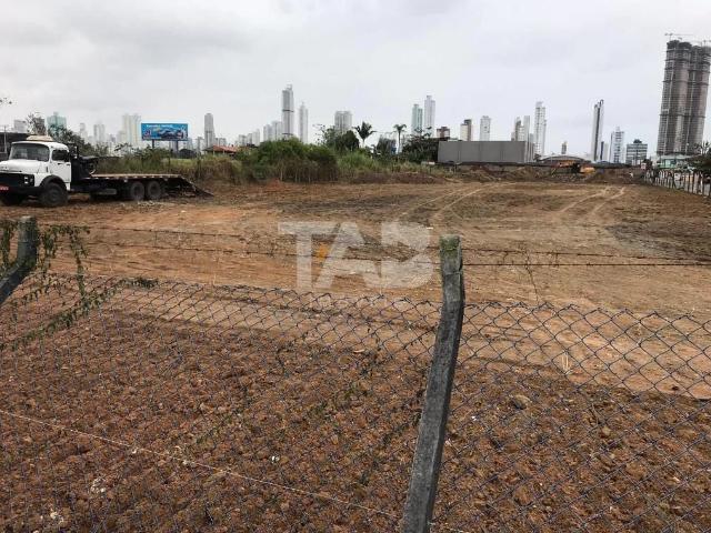 Terreno comercial para Locação em Balneário Camboriú/SC Barra