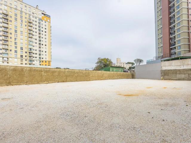 Terreno comercial para Locação em Curitiba/PR Capão Raso