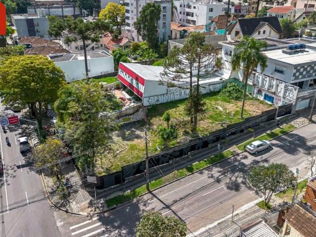 Terreno comercial para Locação em Curitiba/PR Centro