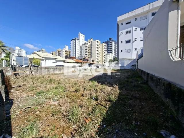 Terreno comercial para Locação em Florianópolis/SC Trindade
