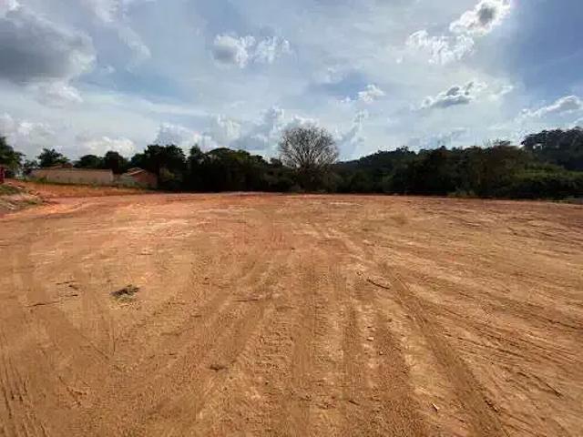 Terreno comercial para Locação em Louveira/SP Estiva