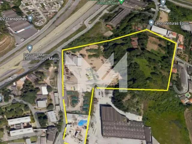 Terreno comercial para Locação em São Paulo/SP Três Cruzes