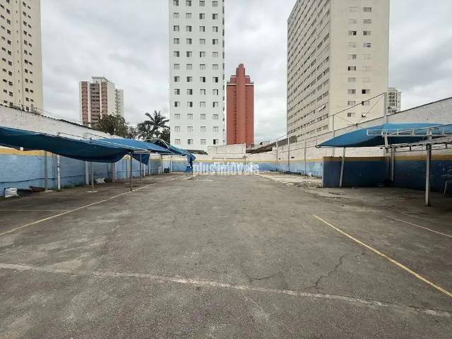 Terreno comercial para Locação em São Paulo/SP Chácara Santo Antônio