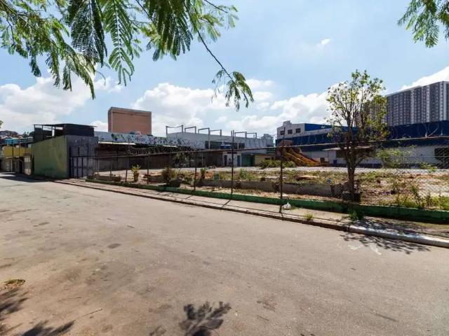 Terreno comercial para Locação em São Paulo/SP Limão