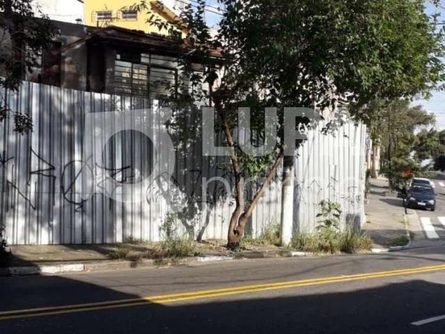 Terreno comercial para Locação em São Paulo/SP Santa Teresinha