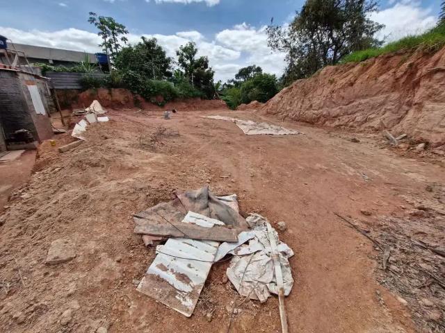 Terreno comercial para Locação em Santana de Parnaíba/SP Condomínio Voturuna