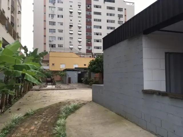 Terreno comercial para Locação em Santos/SP Marapé