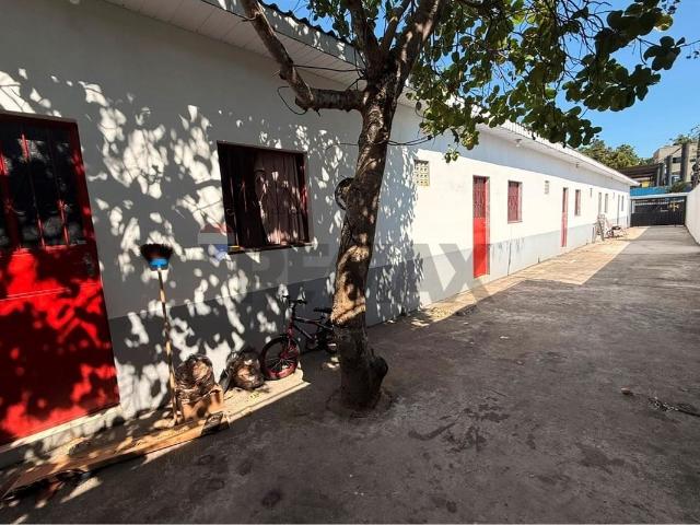 Terreno comercial para Venda em Manaus/AM Tarumã 5 Quartos