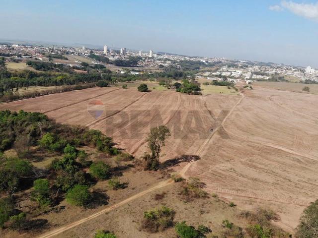 Terreno comercial para Venda em Monte Alto/SP Centro