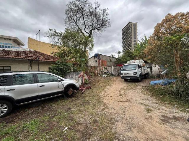 Terreno comercial para Venda em Osasco/SP Jardim das Flores