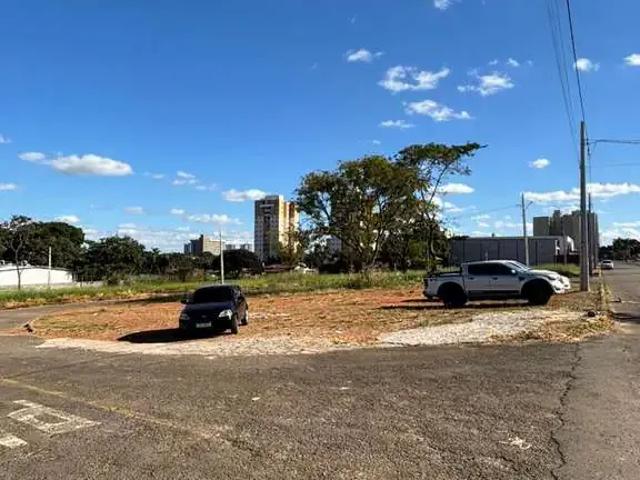 Terreno comercial para Venda em Aparecida de Goiânia/GO Jardim Luz