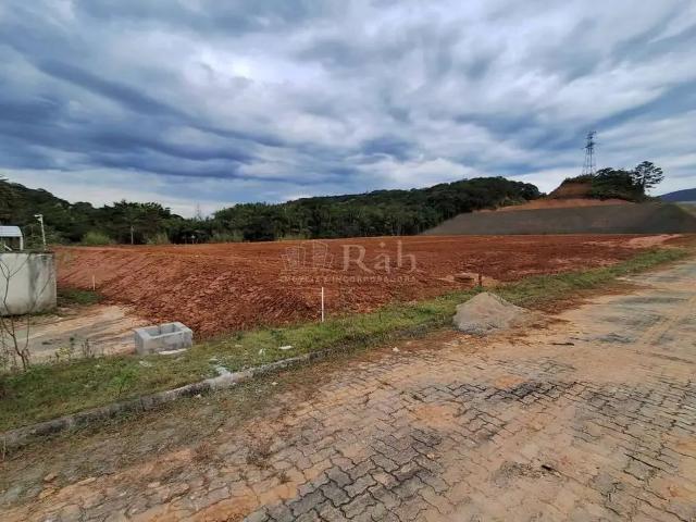 Terreno comercial para Venda em Camboriú/SC Monte Alegre