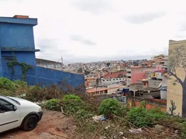 Terreno comercial para Venda em Embu das Artes/SP Jardim Santo Eduardo