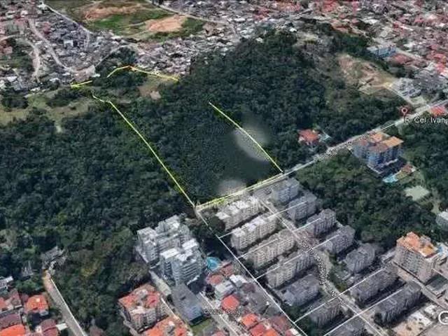 Terreno comercial para Venda em Florianópolis/SC Coqueiros