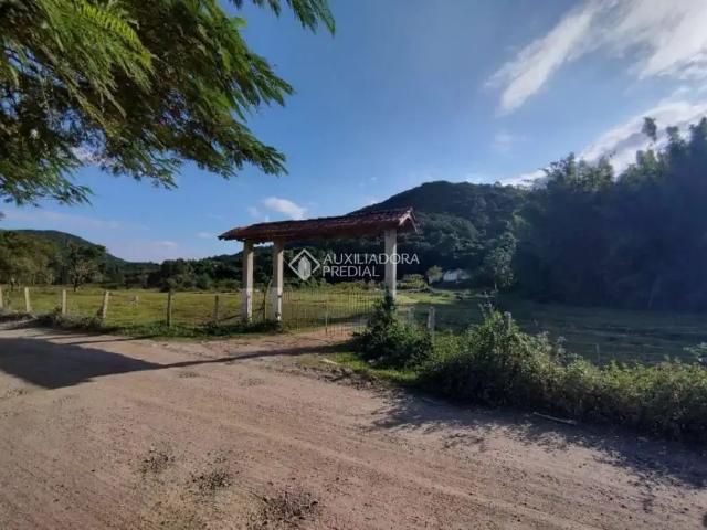 Terreno comercial para Venda em Florianópolis/SC Sambaqui