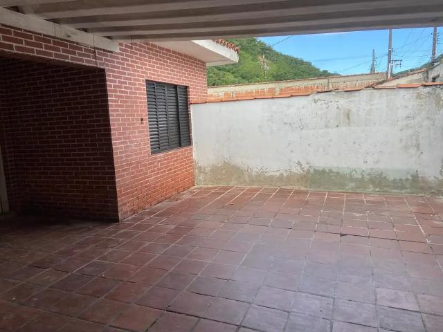Terreno comercial para Venda em Guarujá/SP Jardim Primavera