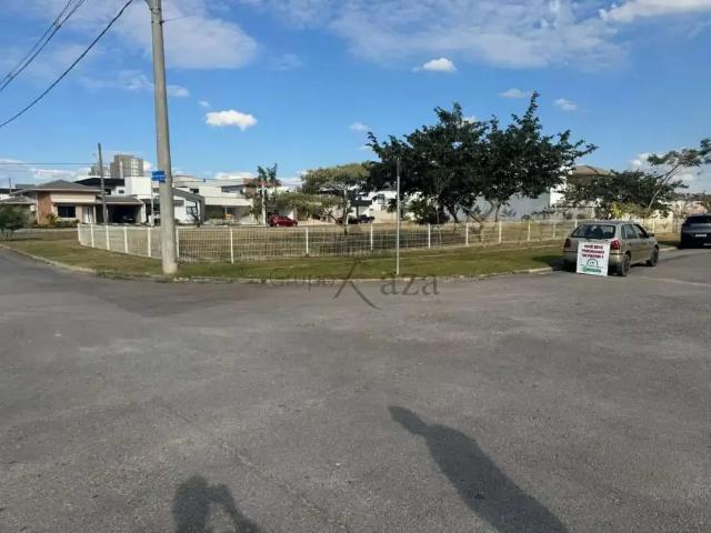 Terreno comercial para Venda em Jacareí/SP Jardim Jacinto