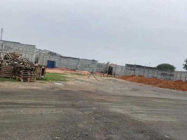 Terreno comercial para Venda em Jacareí/SP Parque Meia Lua