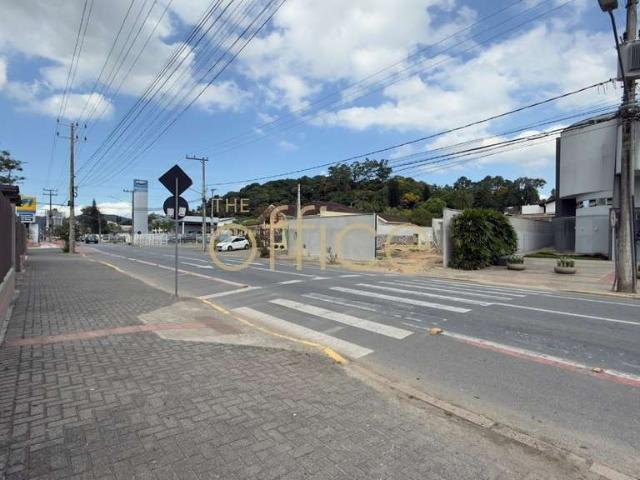 Terreno comercial para Venda em Joinville/SC América