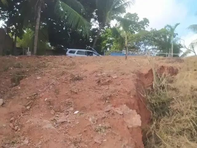 Terreno comercial para Venda em Lauro de Freitas/BA Caixa D'Água
