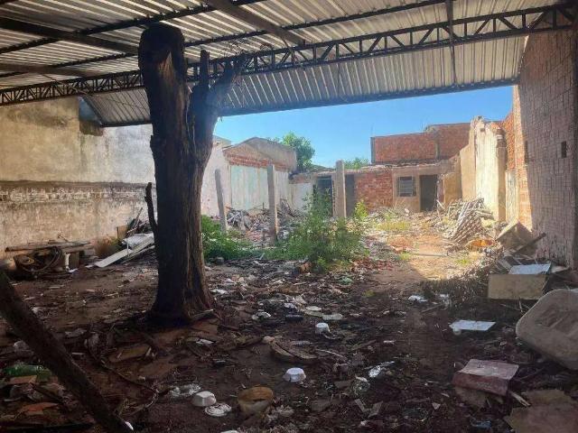 Terreno comercial para Venda em Londrina/PR Leonor