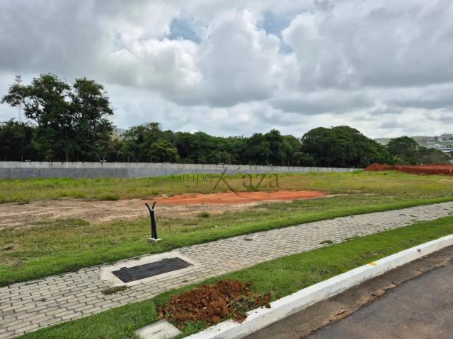Terreno comercial para Venda em São José dos Campos/SP Urbanova