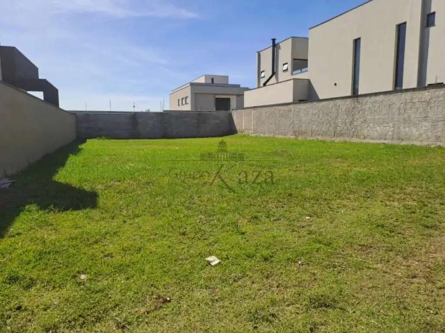 Terreno comercial para Venda em São José dos Campos/SP Urbanova I