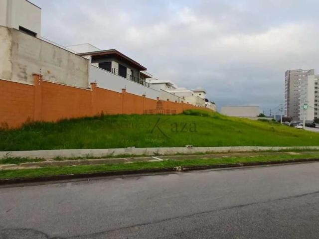 Terreno comercial para Venda em São José dos Campos/SP Condomínio Residencial Colinas do Paratehy