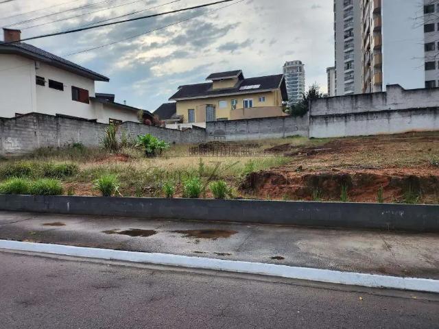 Terreno comercial para Venda em São José dos Campos/SP Jardim Aquárius