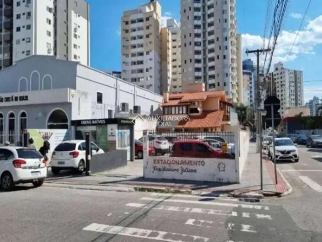 Terreno comercial para Venda em São José/SC Campinas 3 Quartos