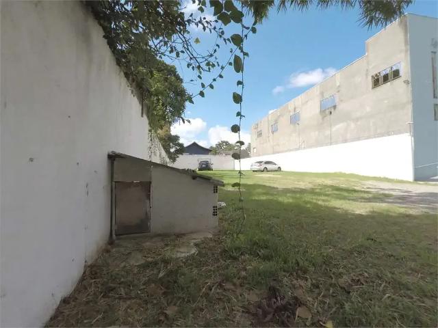 Terreno comercial para Venda em São Paulo/SP Interlagos