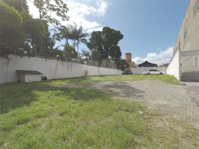 Terreno comercial para Venda em São Paulo/SP Interlagos
