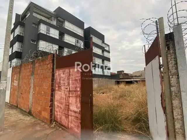 Terreno comercial para Venda em Uberlândia/MG Segismundo Pereira