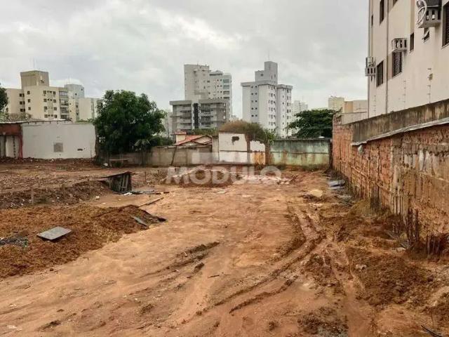 Terreno comercial para Venda em Uberlândia/MG Santa Mônica