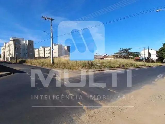 Terreno comercial para Venda em Uberlândia/MG Santa Mônica 1 Quartos