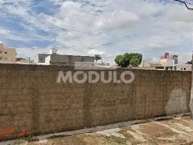 Terreno comercial para Venda em Uberlândia/MG Segismundo Pereira