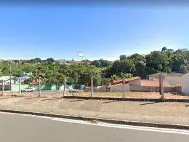 Terreno comercial para Venda em Valinhos/SP Santa Cruz