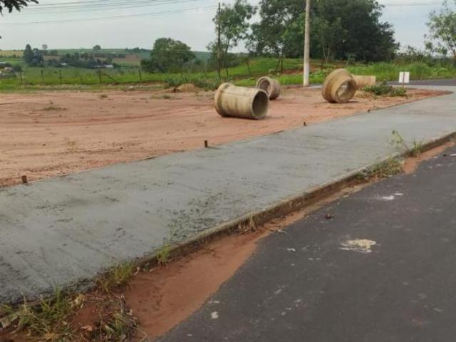 Terreno comercial plano de esquina