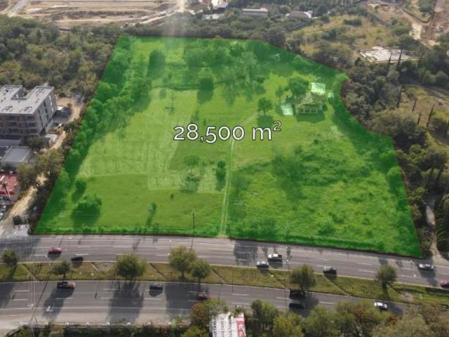 Terreno con 150 m2 de Frente Hacia Carretera Nacional en Venta o Renta