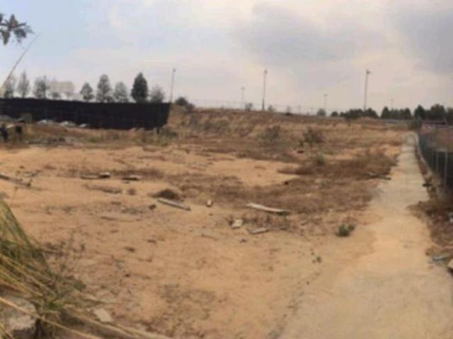 Terreno con uso de suelo habitacional en venta Lomas Verdes