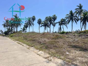 Terreno con uso de suelo residencial
