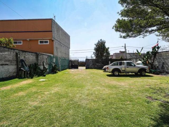 Terreno con casa en venta, col. Selene. Tláhuac, Ciudad de México