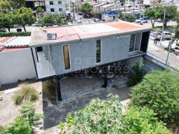 Terreno con construcci?n comercial o habitacional en Venta en Colli Urbano Zapopan