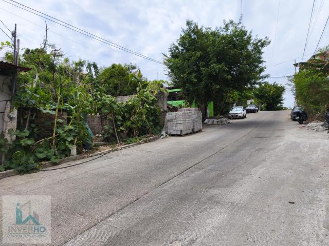Terreno con construcci?n en Hermenegildo Galeana