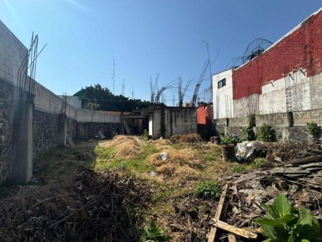 TERRENO CON CONSTRUCCION